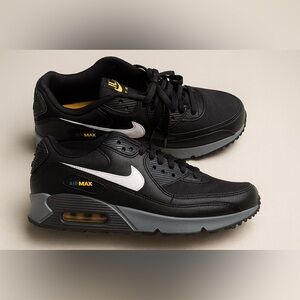 Nike Air Max Black and Gray Sneakers